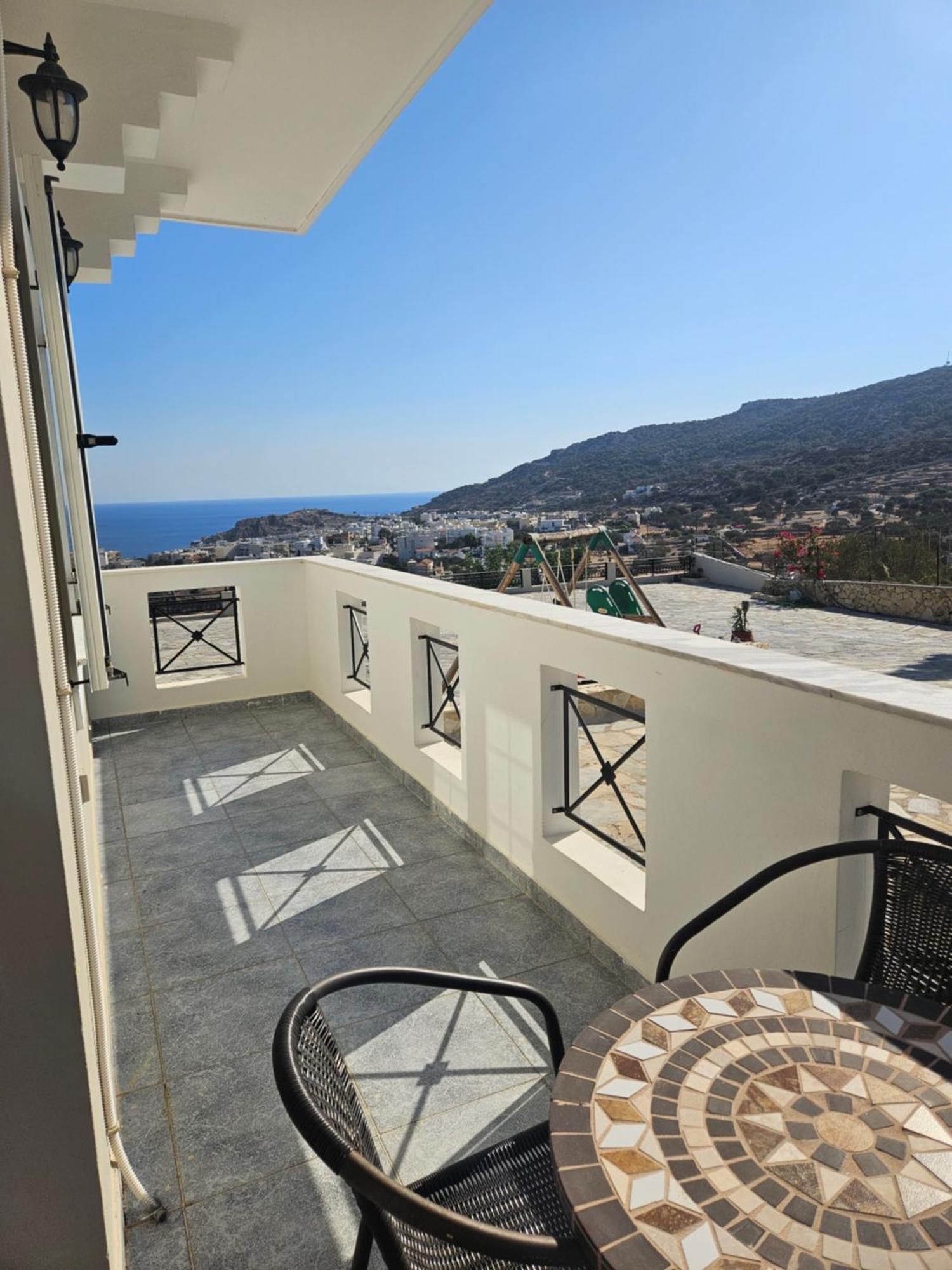 Damatria Studio Karpathos Exterior foto